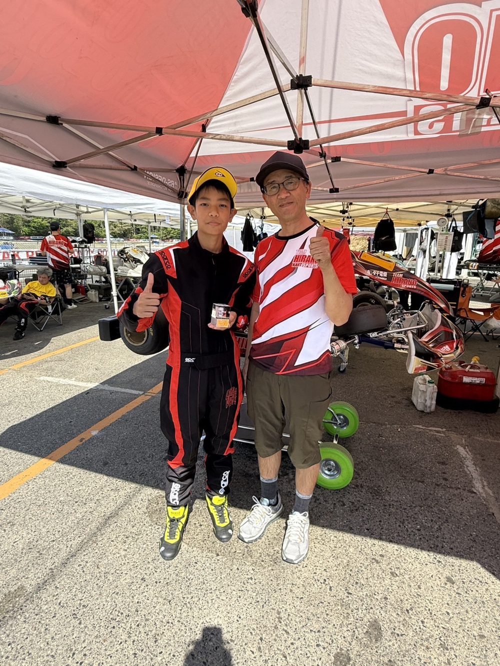 カートプラザひらののオーナーとジュニアドライバー